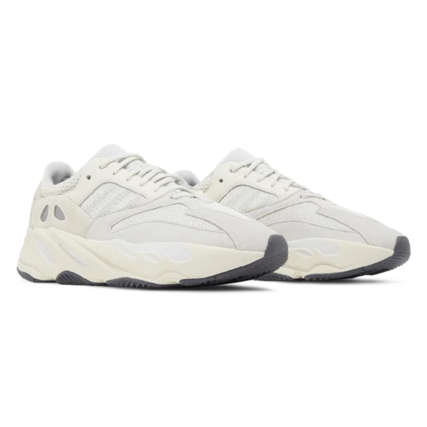 ⁦Adidas Yeezy Boost 700 Analog⁩ – תמונה ⁦2⁩