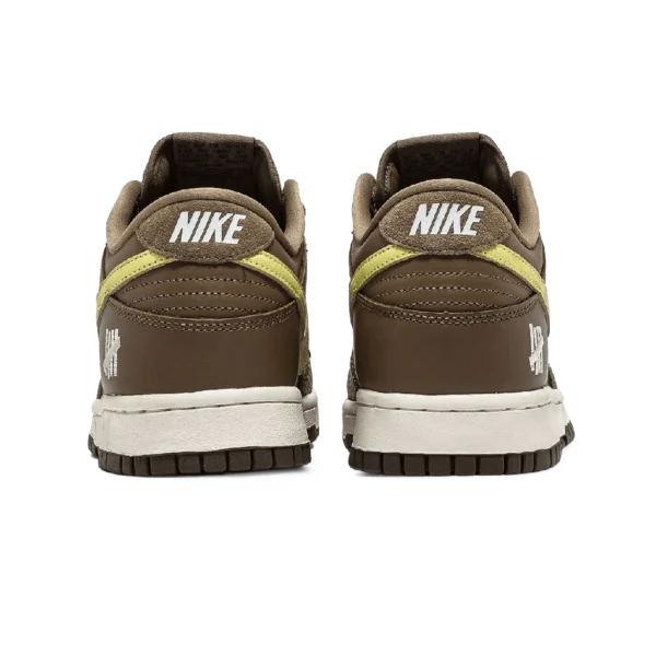 ⁦Nike Dunk Low SP x Undefeated Canteen Lemon Frost⁩ – תמונה ⁦3⁩