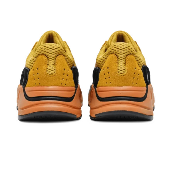 ⁦Adidas Yeezy Boost 700 Sun⁩ – תמונה ⁦3⁩