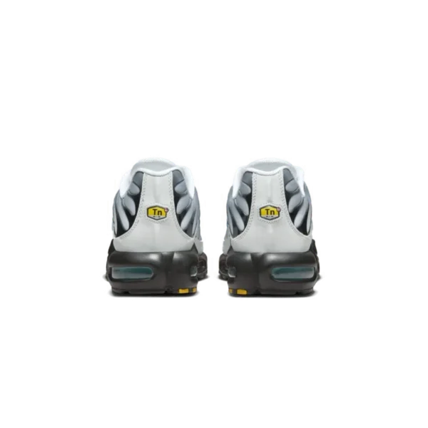 ⁦Nike Air Max Plus Clear Fog⁩ – תמונה ⁦3⁩