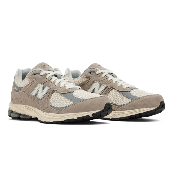 ⁦New Balance 2002R Arid Stone Linen⁩ – תמונה ⁦2⁩