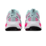 ⁦Nike Vomero 18 Glacier Blue Hyper Pink⁩ – תמונה ⁦3⁩